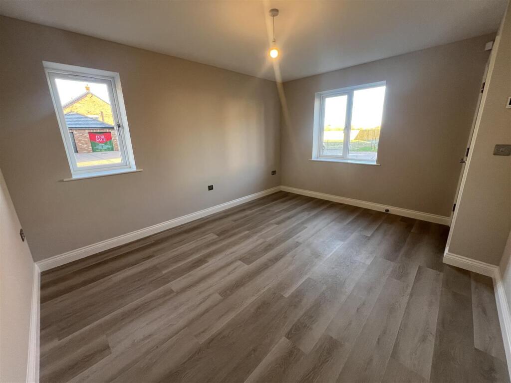 House in Cherry Burton - View 3