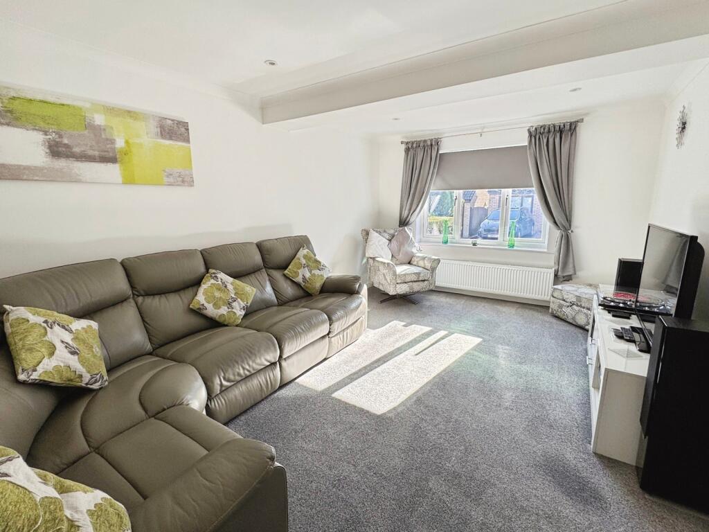 Willowside, Woodley, Reading - View 2