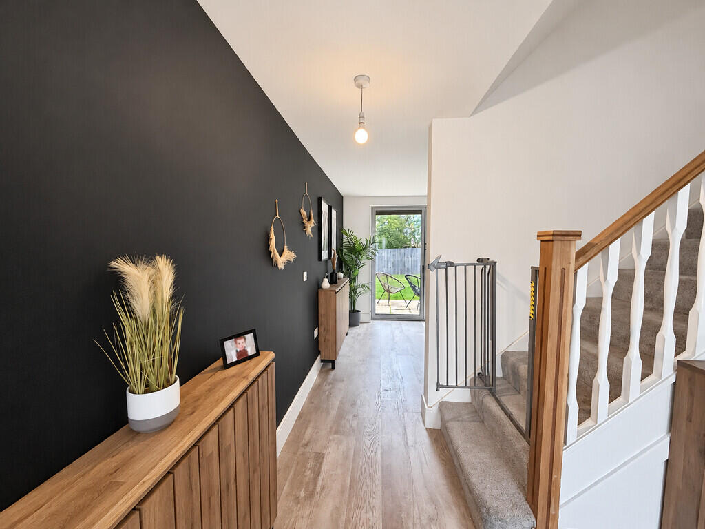 House in Nottingham - View 5