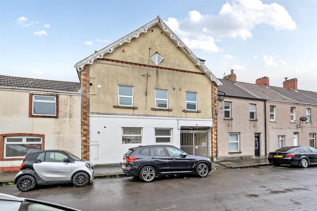 Main image of property: Meadow Street, Avonmouth, Bristol