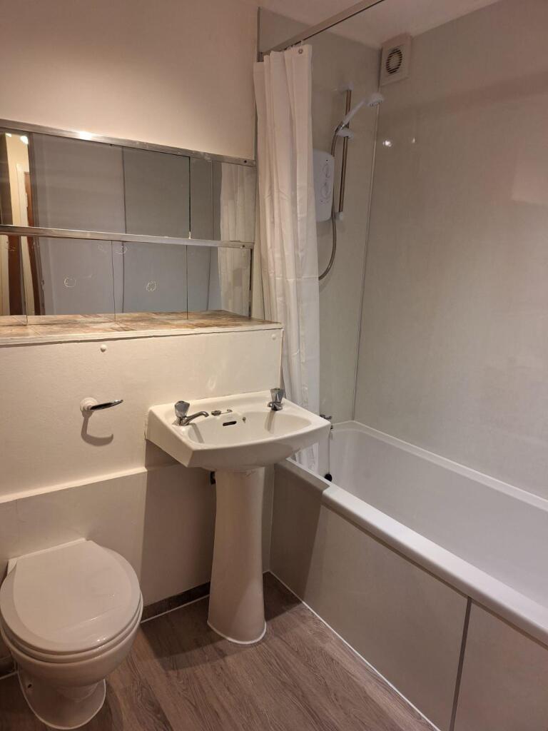 Additional image 2 of AB24 3JP