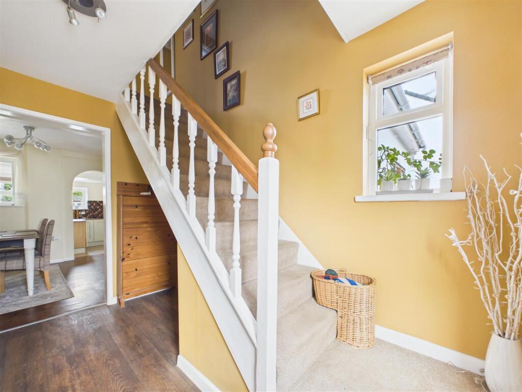 House in Evesham, Offenham - View 4
