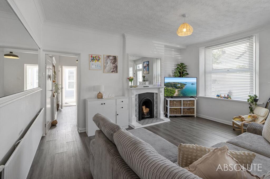 House in Torquay, Plainmoor - More