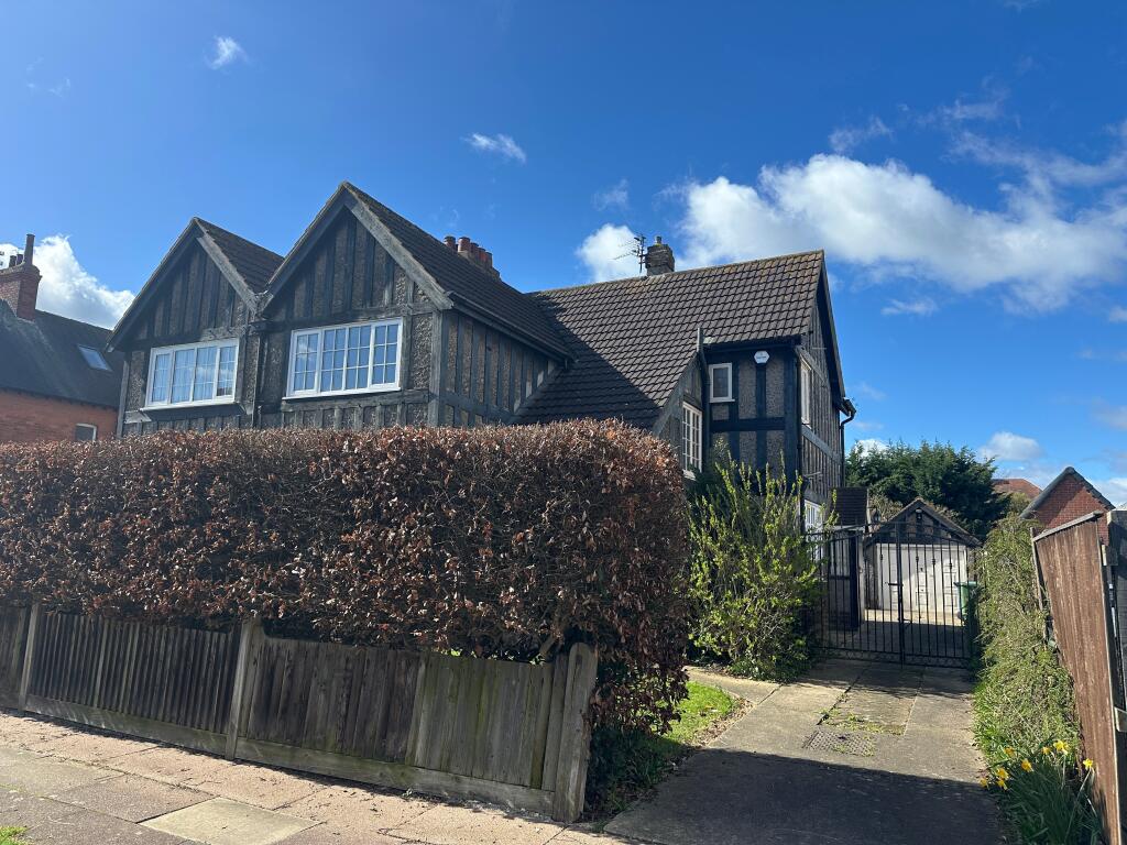 Main image of property: Cumberland Avenue, Grimsby, DN32 0BT