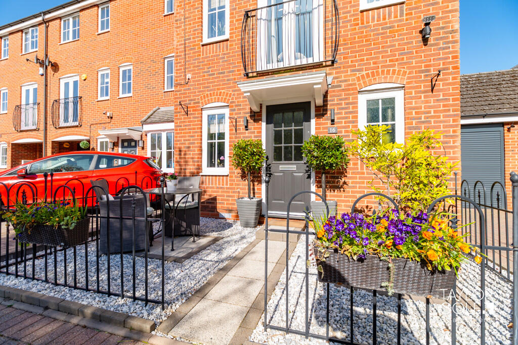 Barlow Avenue, Tamworth - View 2