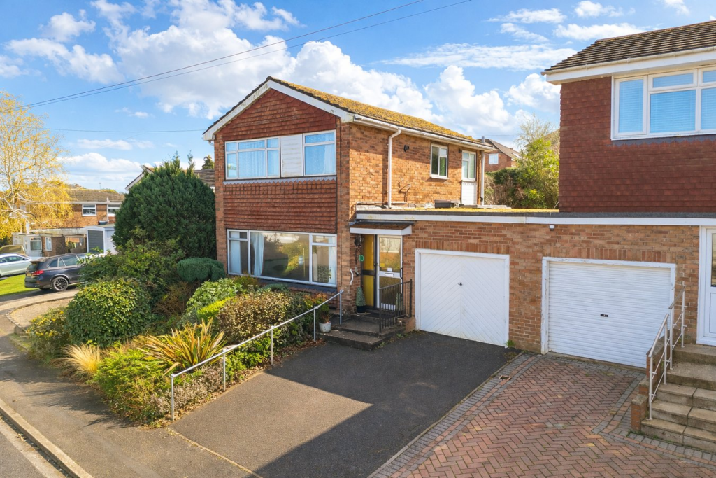 Main image of property: Clinton Road, Lymington, SO41