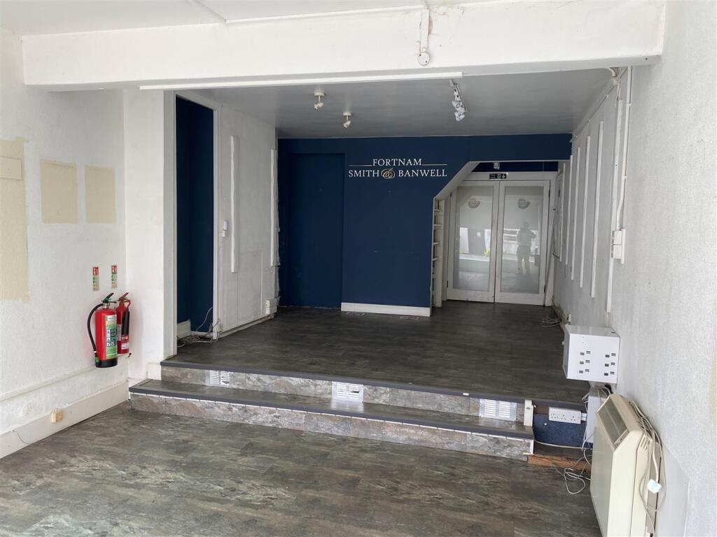 Internal 1.jpg