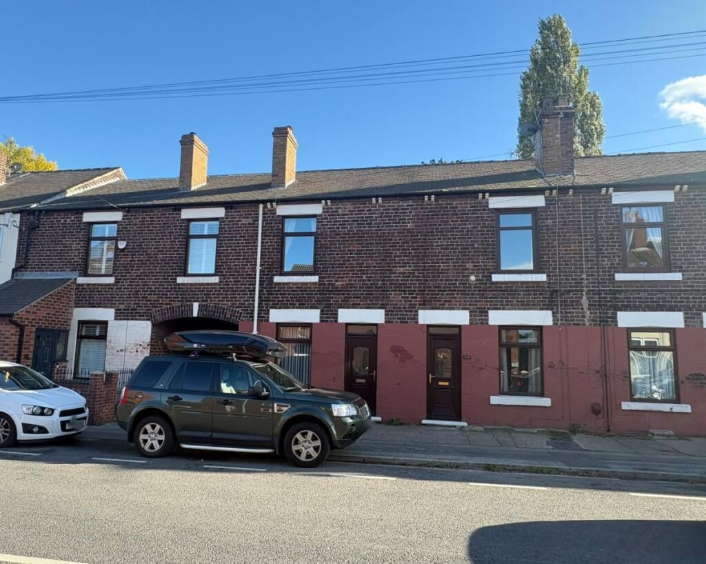 House in Barnsley, Wombwell - More