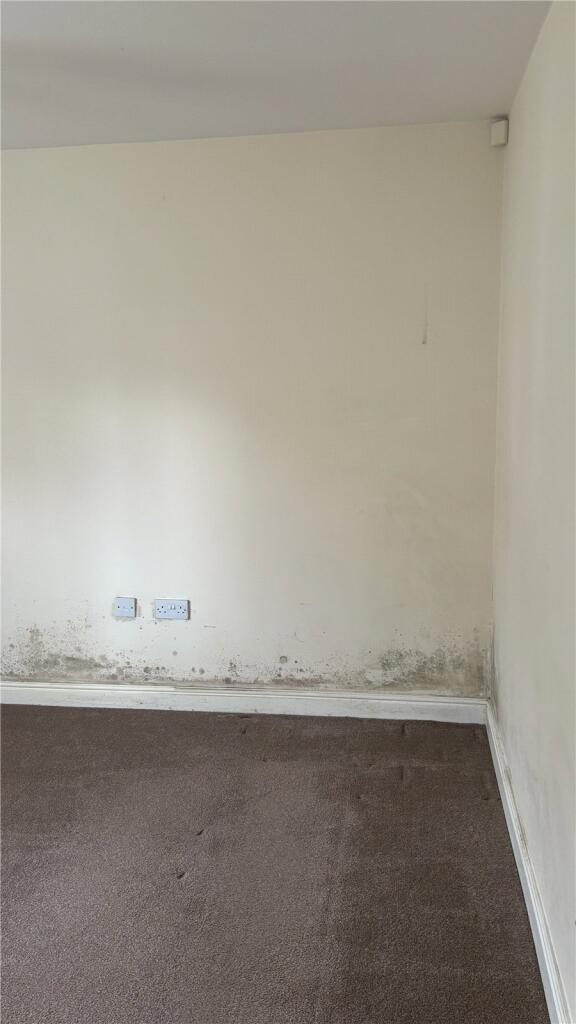 Apartment in Westhoughton, Wingates - View 6