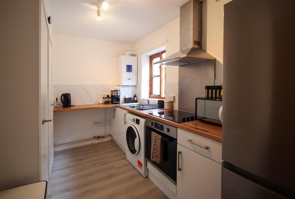 Apartment in Cambridge - View 2