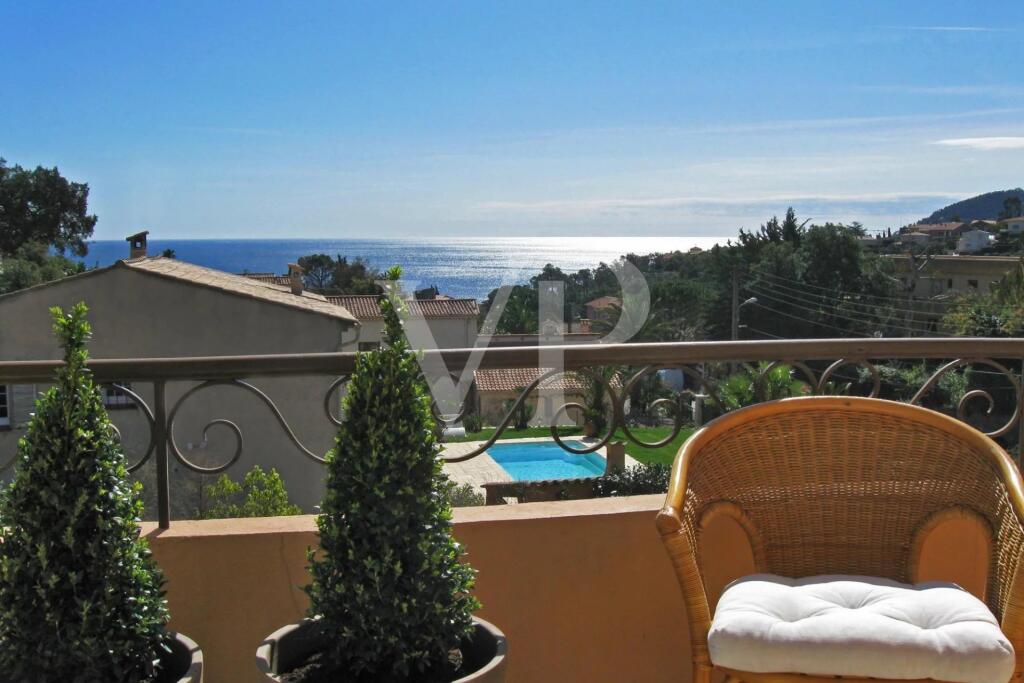 Main image of property: Provence-Alps-Cote d`Azur, Alpes-Maritimes, Mandelieu-la-Napoule