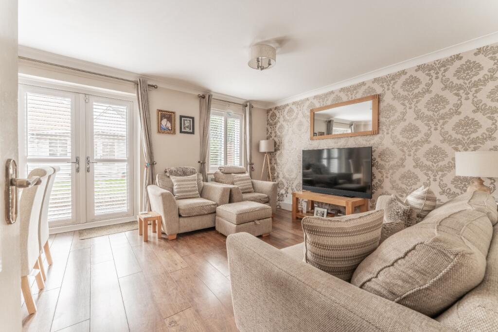 Sussex Road, Erith, Kent, DA8 photo 2