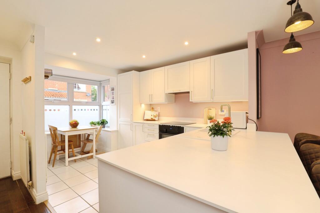 House in Desborough, North Northamptonshire - View 3