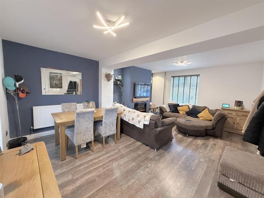 Trewaun, Hirwaun, Aberdare photo 5