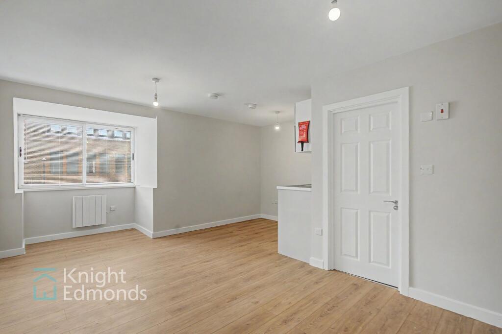 Apartment in Rochester - View 2
