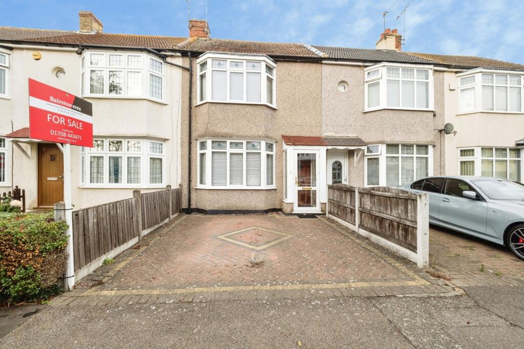 Main image of property: Harwood Avenue, HORNCHURCH, Essex, RM11