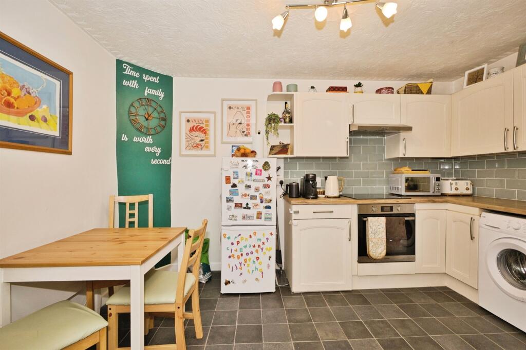 Apartment in Shepton Mallet, Somerset - View 4