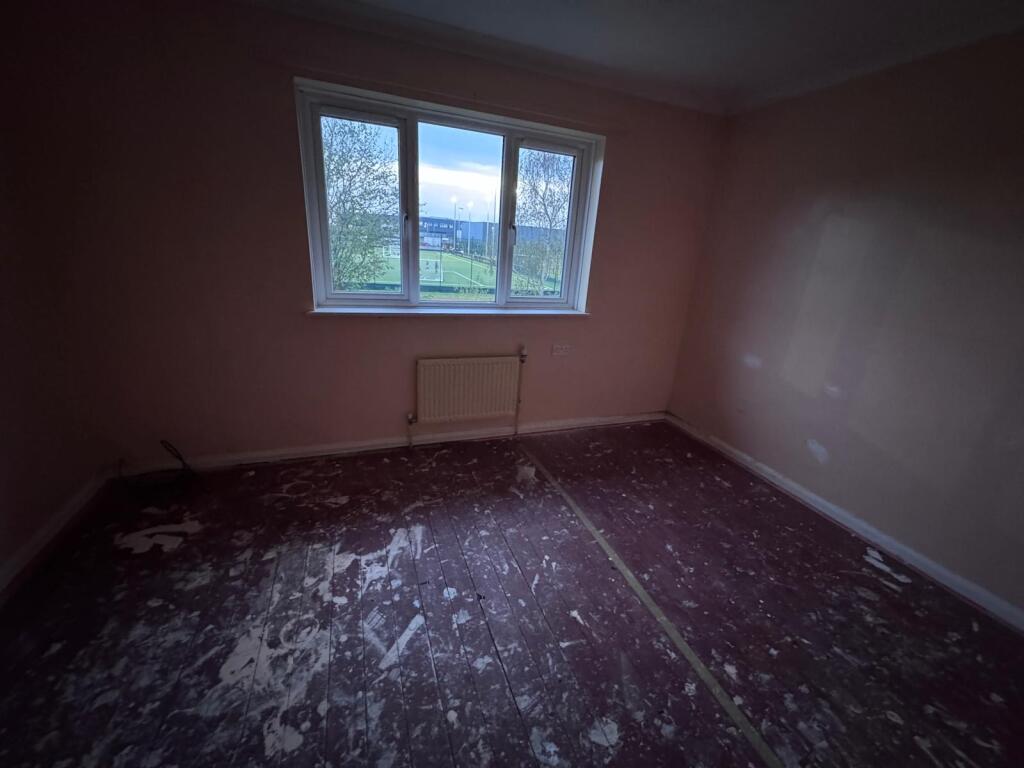 63 Foxglove Way, Bedford MK42 0FG photo 4