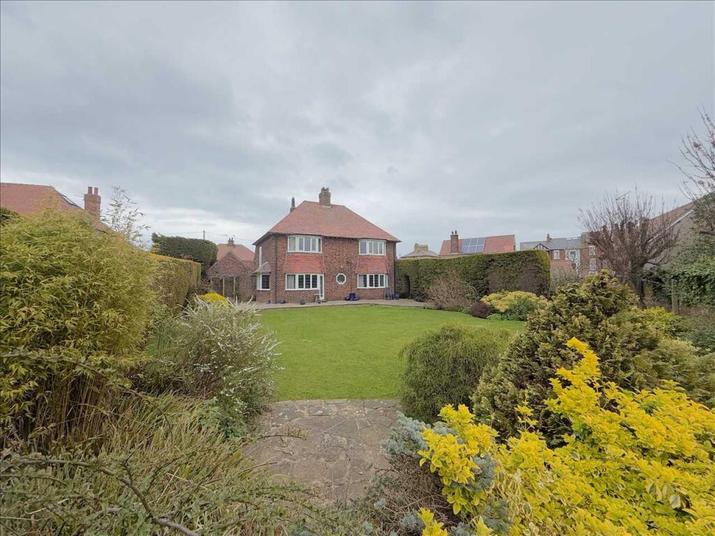 House in Filey, North Yorkshire - View 2