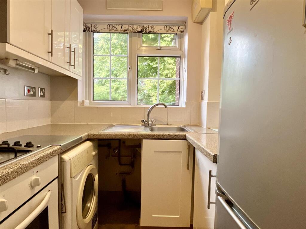 Additional image 5 of Newhall Farm Close, Sutton Coldfield