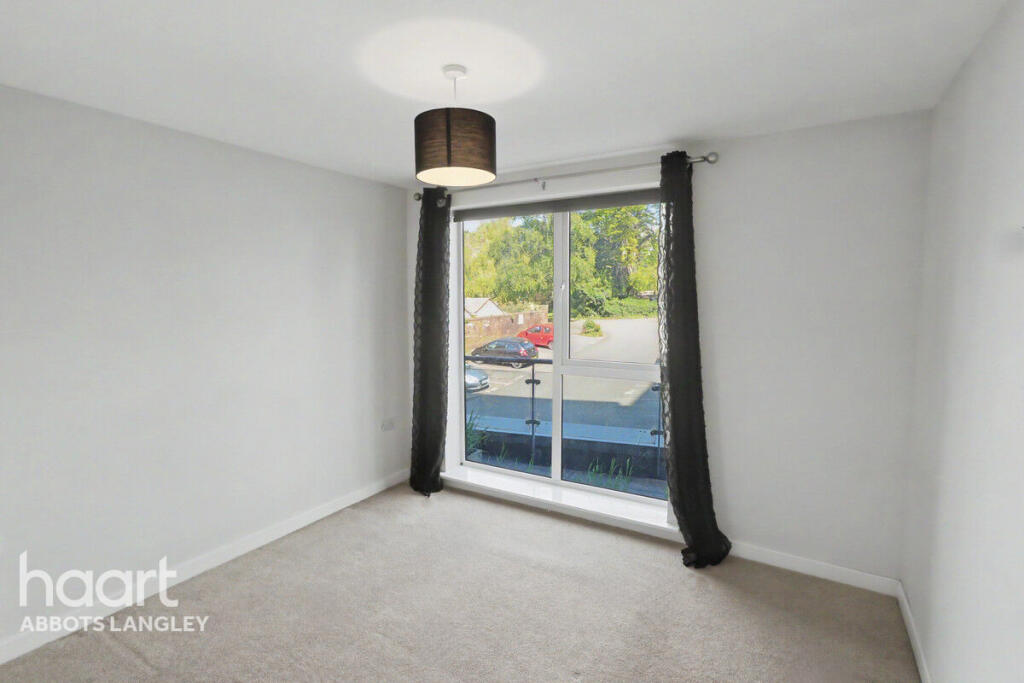 Main image of property: Midland Road, Hemel Hempstead
