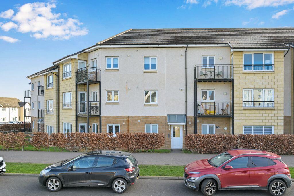 Main image of property: 77E, Auld Coal Road, Bonnyrigg, EH19 3WH