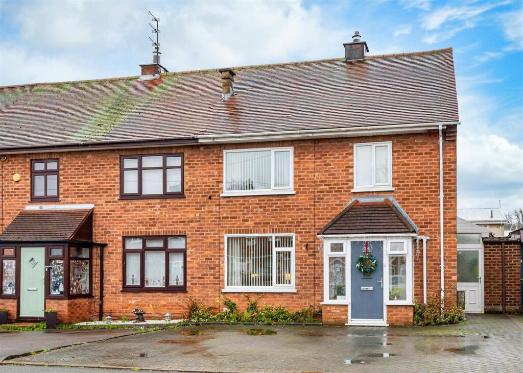 3-bed terraced on 24 Egerton Road, Bushbury, Wolverhampton, WV1 8AZ, £235,000