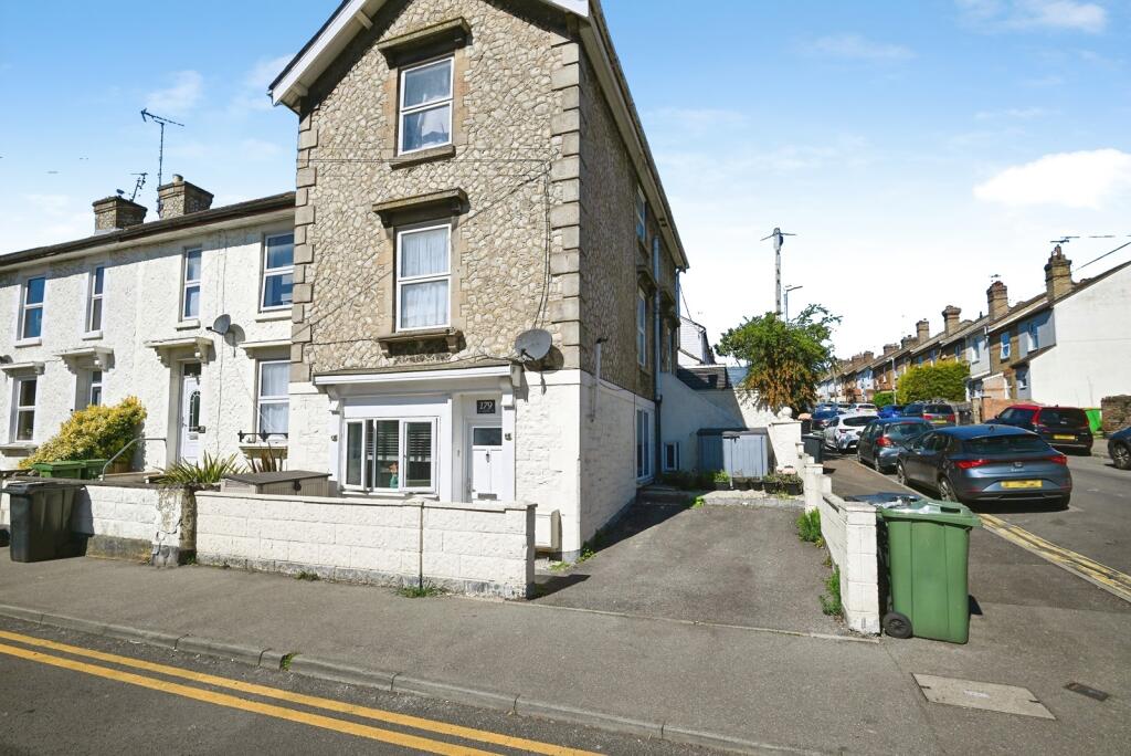 Main image of property: Upper Fant Road, MAIDSTONE, Kent, ME16