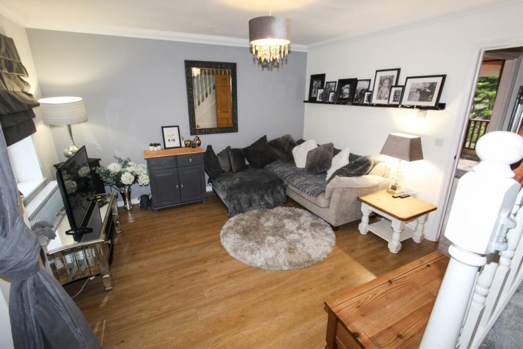 House in Winchester, Wickham - More