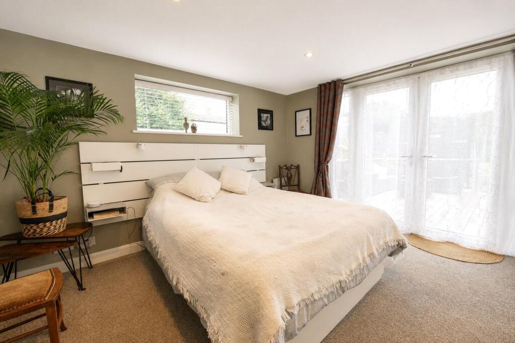 House in East Lindsey, Spilsby - More