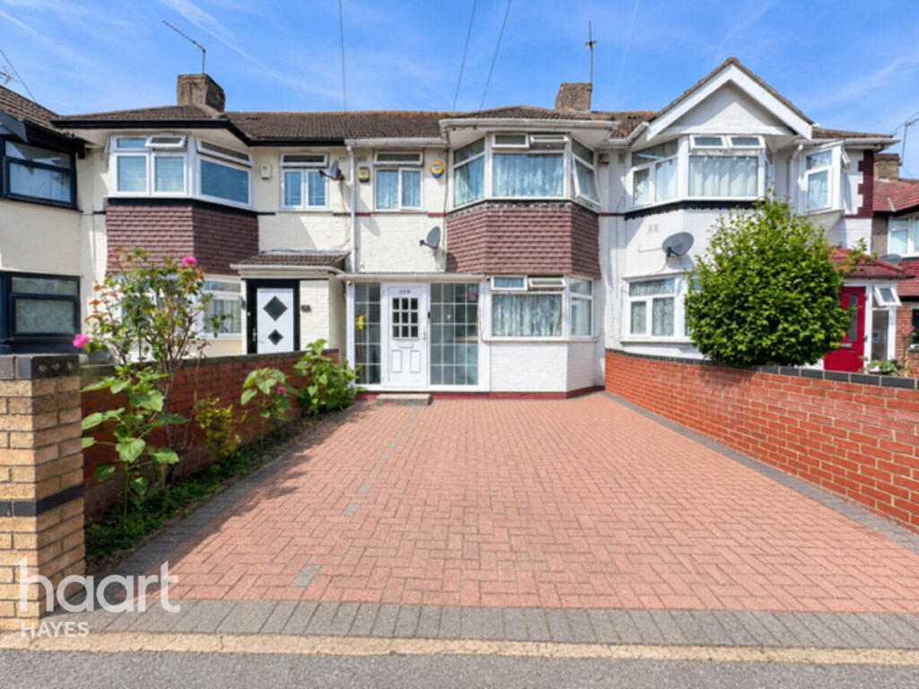 Main image of property: High Street, Hayes