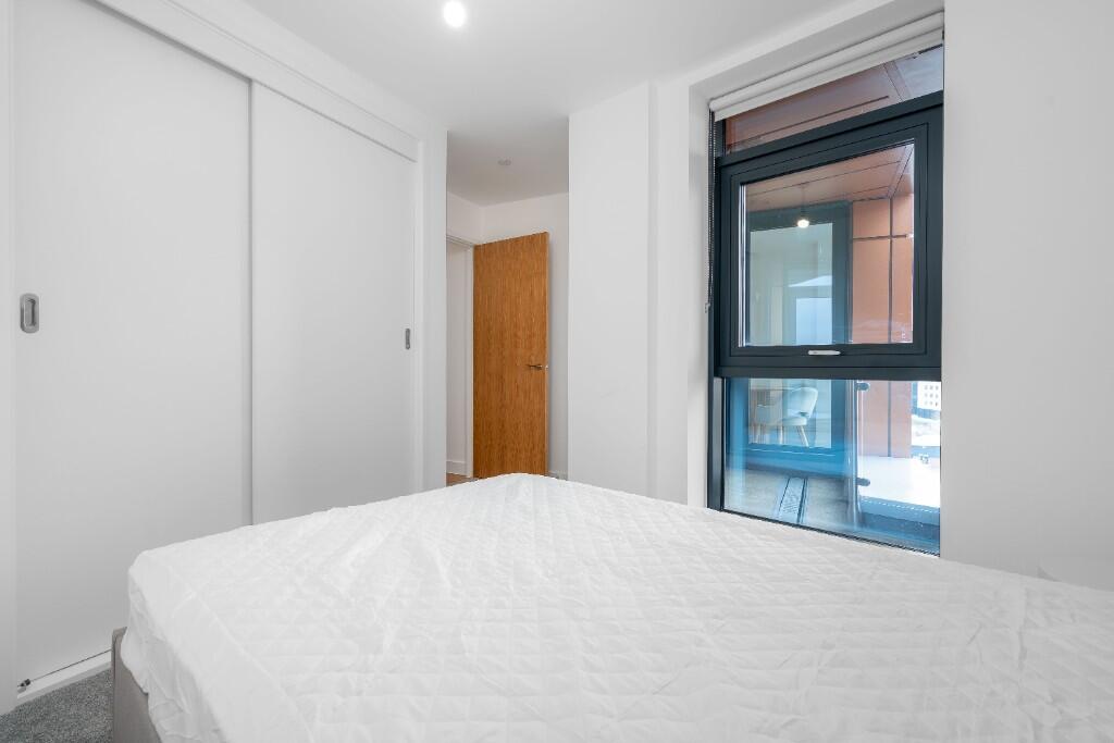 Apartment in Salford, Greater Manchester - View 5