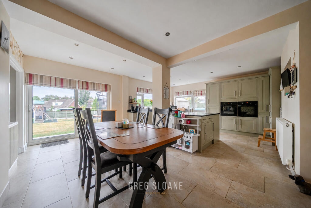 Larkhill Road, Copthorne, Shrewsbury, SY3 8 photo 4