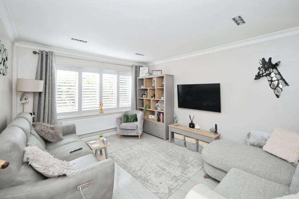 Rushton Close, Balsall Common photo 3