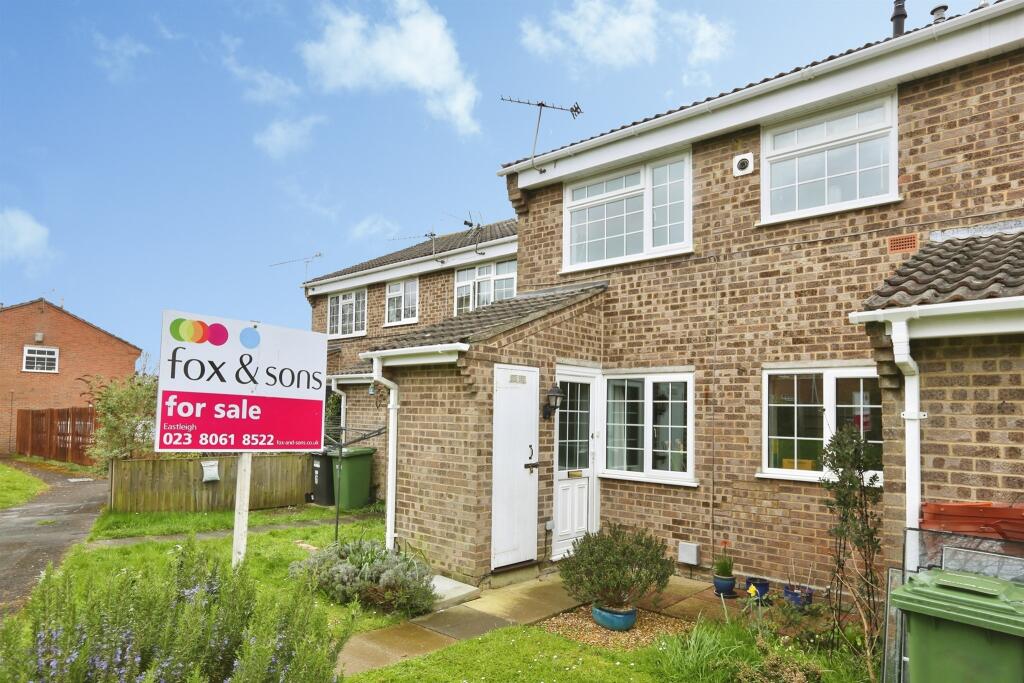 Main image of property: Cosford Close, Bishopstoke, Eastleigh