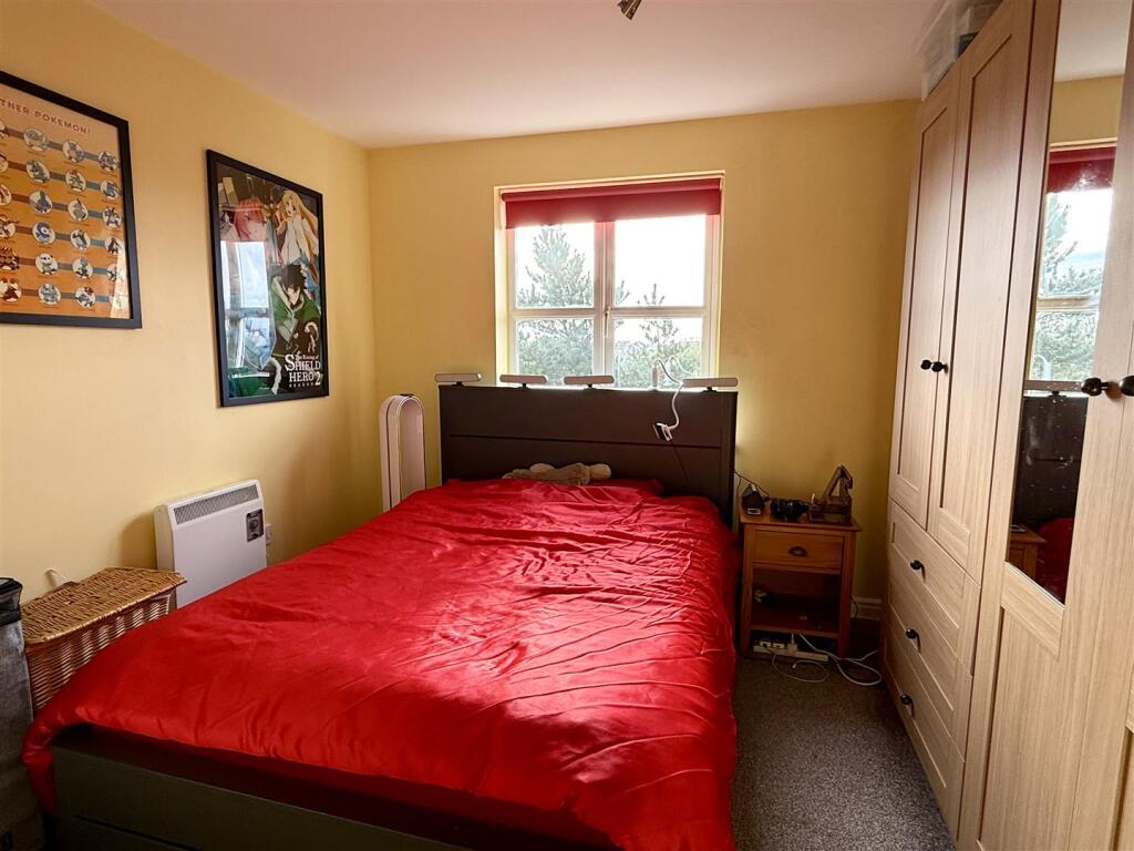 Lancaster Way, Brough photo 4