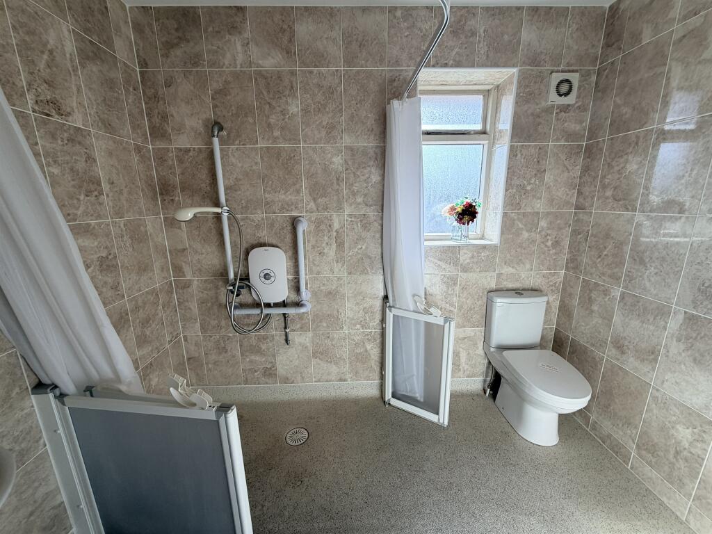 House in Hull, Kingston upon Hull - More