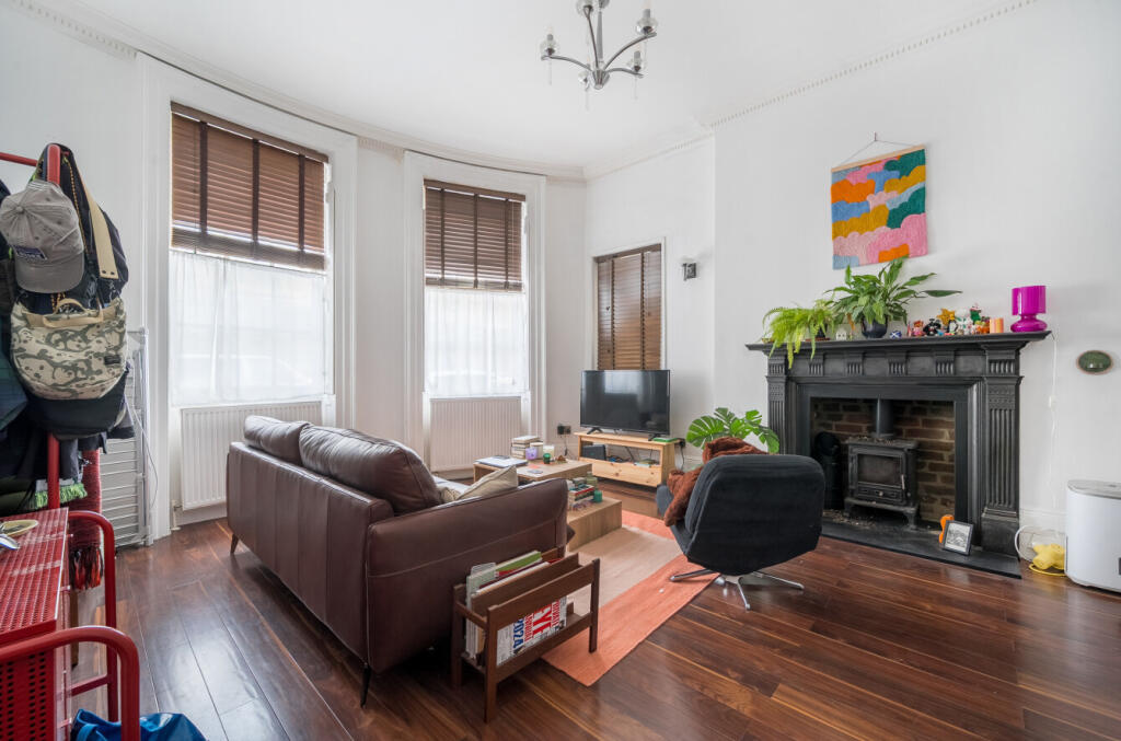 Apartment in Brighton - More