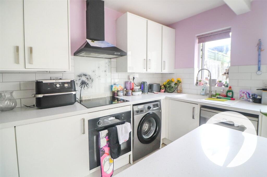 House in Dartford - View 4