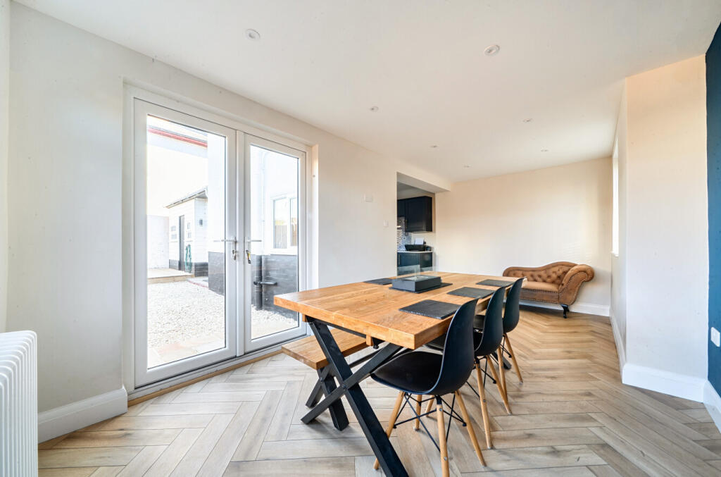 House in Taunton - View 4