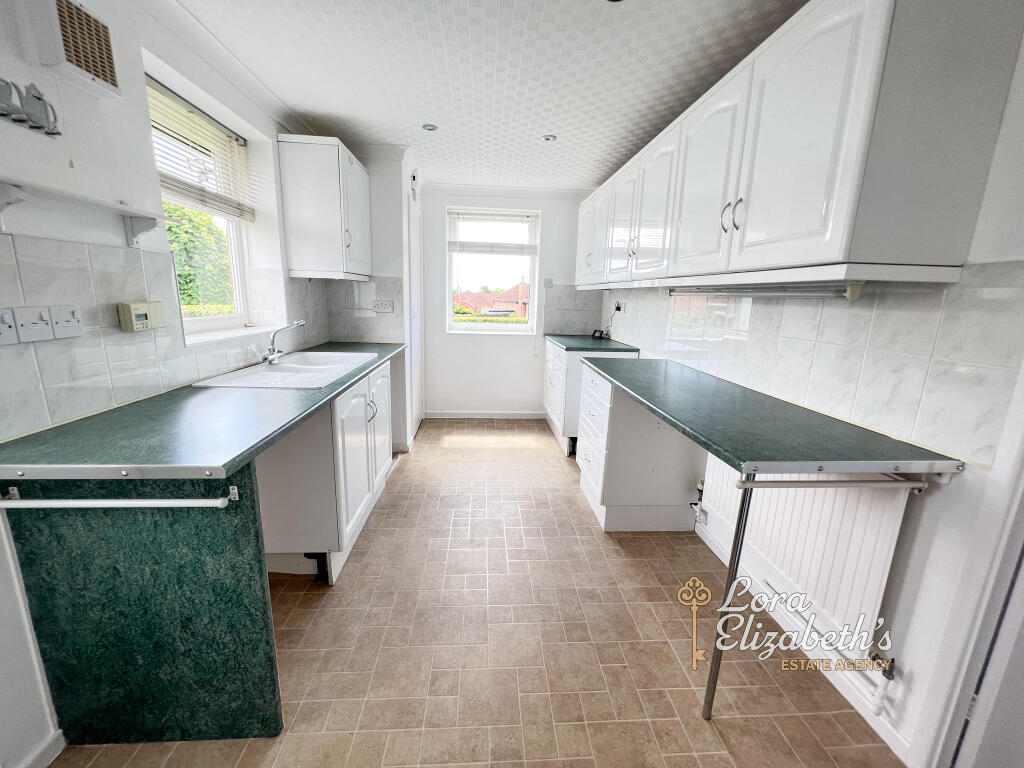 Fox Croft, Tibshelf, Derbyshire photo 3