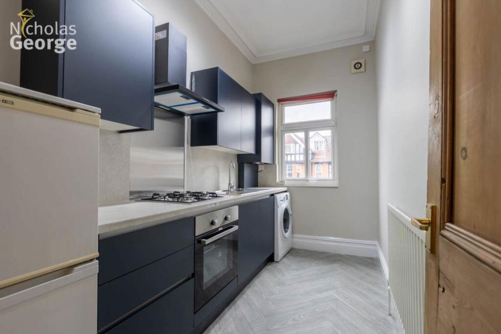 Additional image 3 of Grove Ave, Moseley, B13 9RU