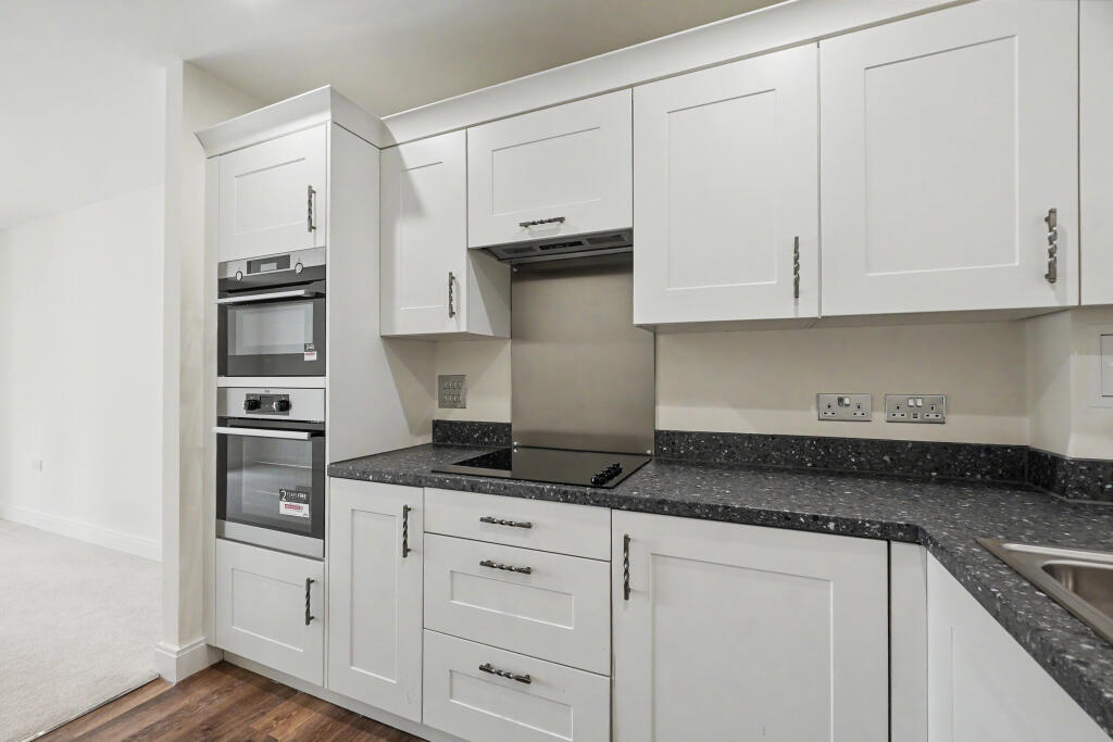 Main image of property: The Grange, Kings Square, Ledian Gardens, Maidstone, Kent, ME17 1WL