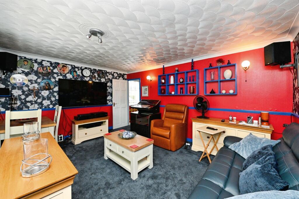House in Peterborough - View 5