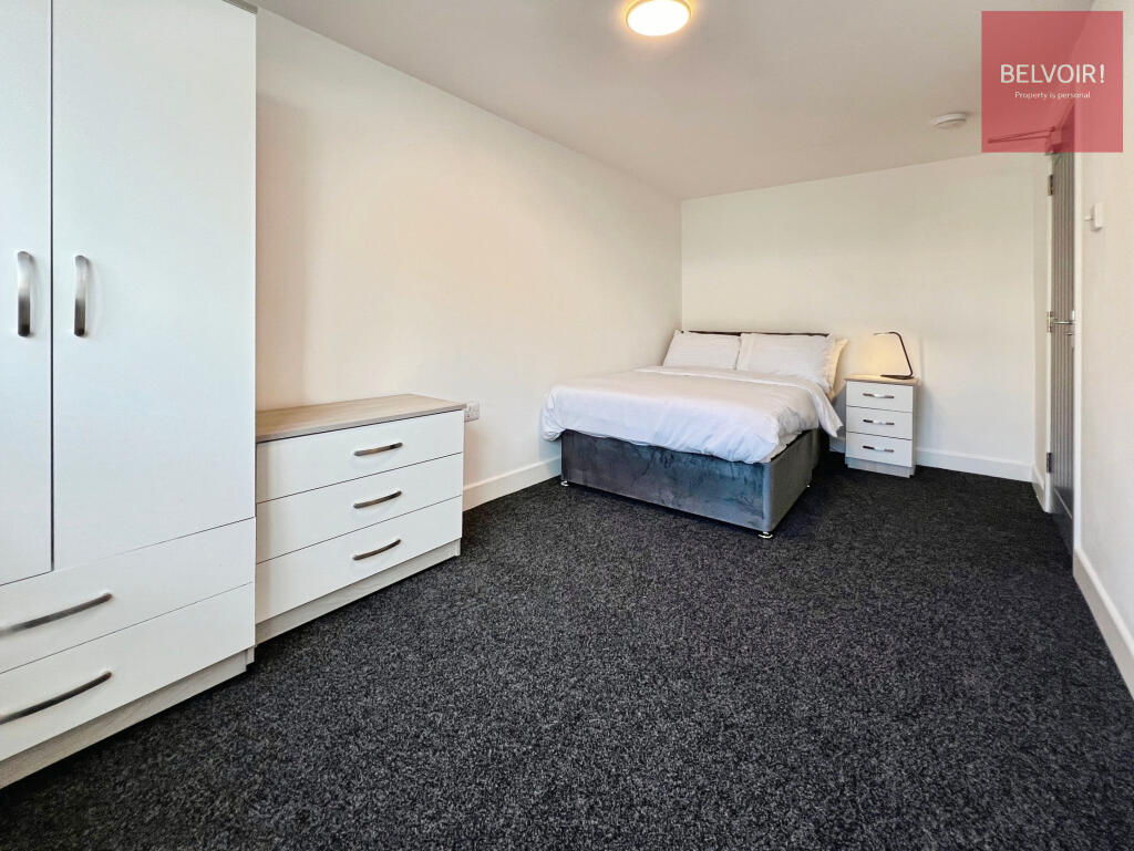 Main image of property: Grimsby Road, Cleethorpes, DN35