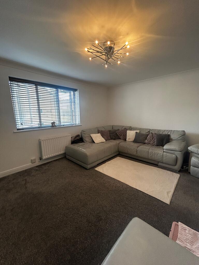 House in Kirklees, West Yorkshire - More