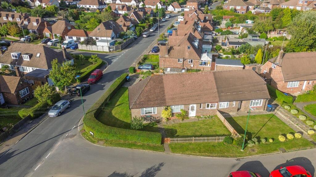 Main image of property: Vale Road, Haywards Heath, RH16