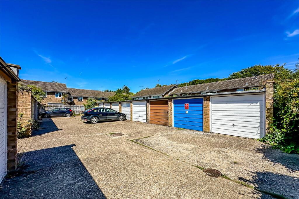 Additional image 5 of Elizabeth Court, St. Albans, Hertfordshire, AL4