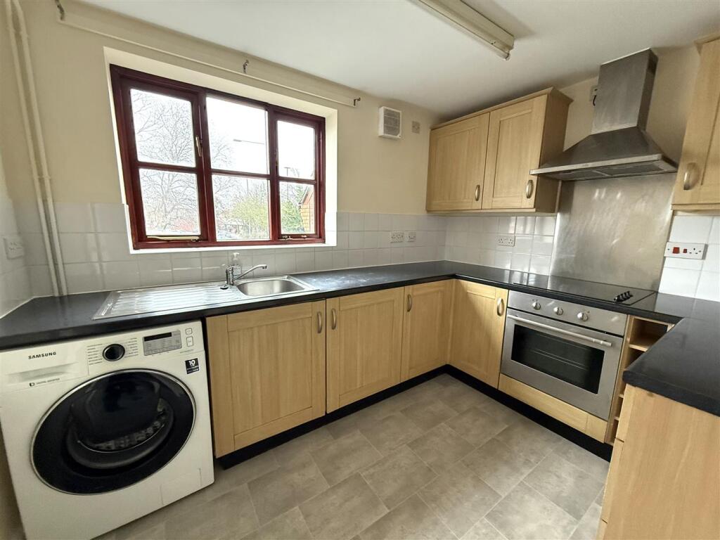 Forge Road, Rugeley photo 5