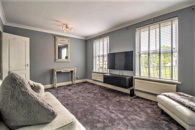 Sandmartin Crescent, Stanway, Essex, CO3 photo 2